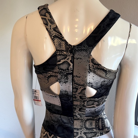 NWT-Jessica Simpson-SEXY-Mixed Reptilian Print Scuba Dress w/ CUTOUTS-Sz XS - Picture 6 of 10